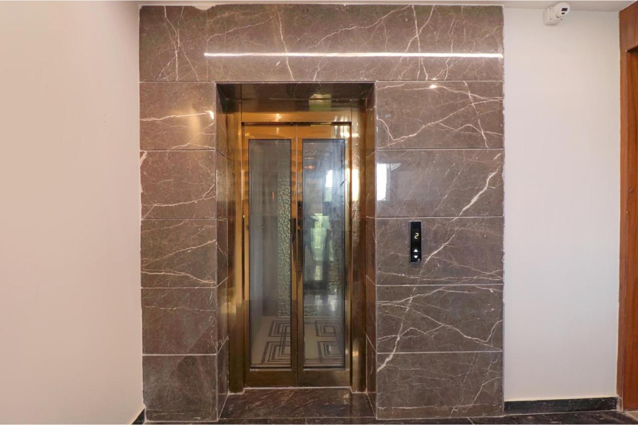 Fabhotel Prime Shanit Delhi  Exteriör bild