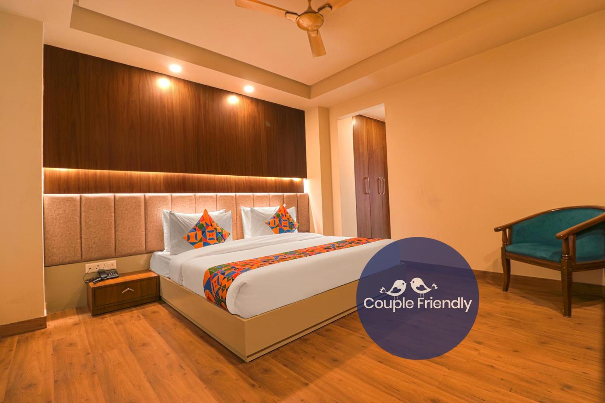Fabhotel Prime Shanit Delhi  Exteriör bild